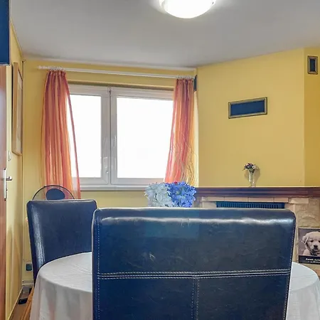 1 Bedroom Beautiful In Nowe Warpno