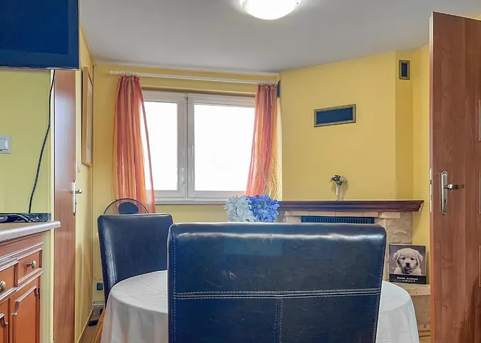 1 Bedroom Awesome In Nowe Warpno